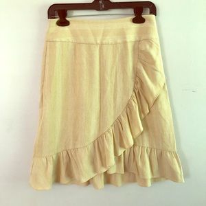 Ellen Tracy tan ruffled skirt
